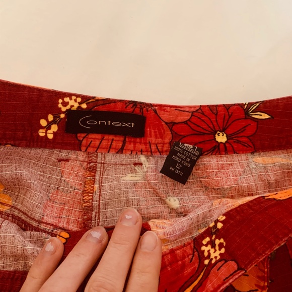 Hawaiian floral shorts - Picture 3 of 4